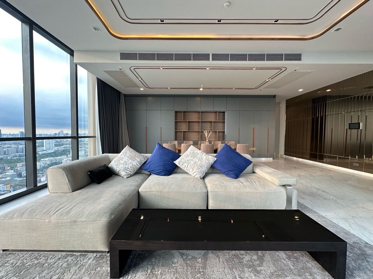 Rental : The Monument Thonglo 3 Bedroom 4 Bathroom 2 Kitchen room 1 Made room, Size  253 S.qm, 37th Floor  – รูปที่ 3