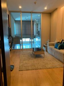 Condo for sale, Address Asoke, size 1 bedroom, 30th floor, size 46.5 sq m. Sold with tenants.