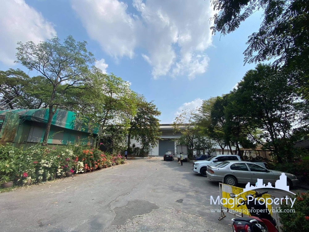 Warehouse for rent 1,000-4,000 sq.m. at Phatthanakan, Suan Luang Subdistrict, Suan Luang District, Bangkok.