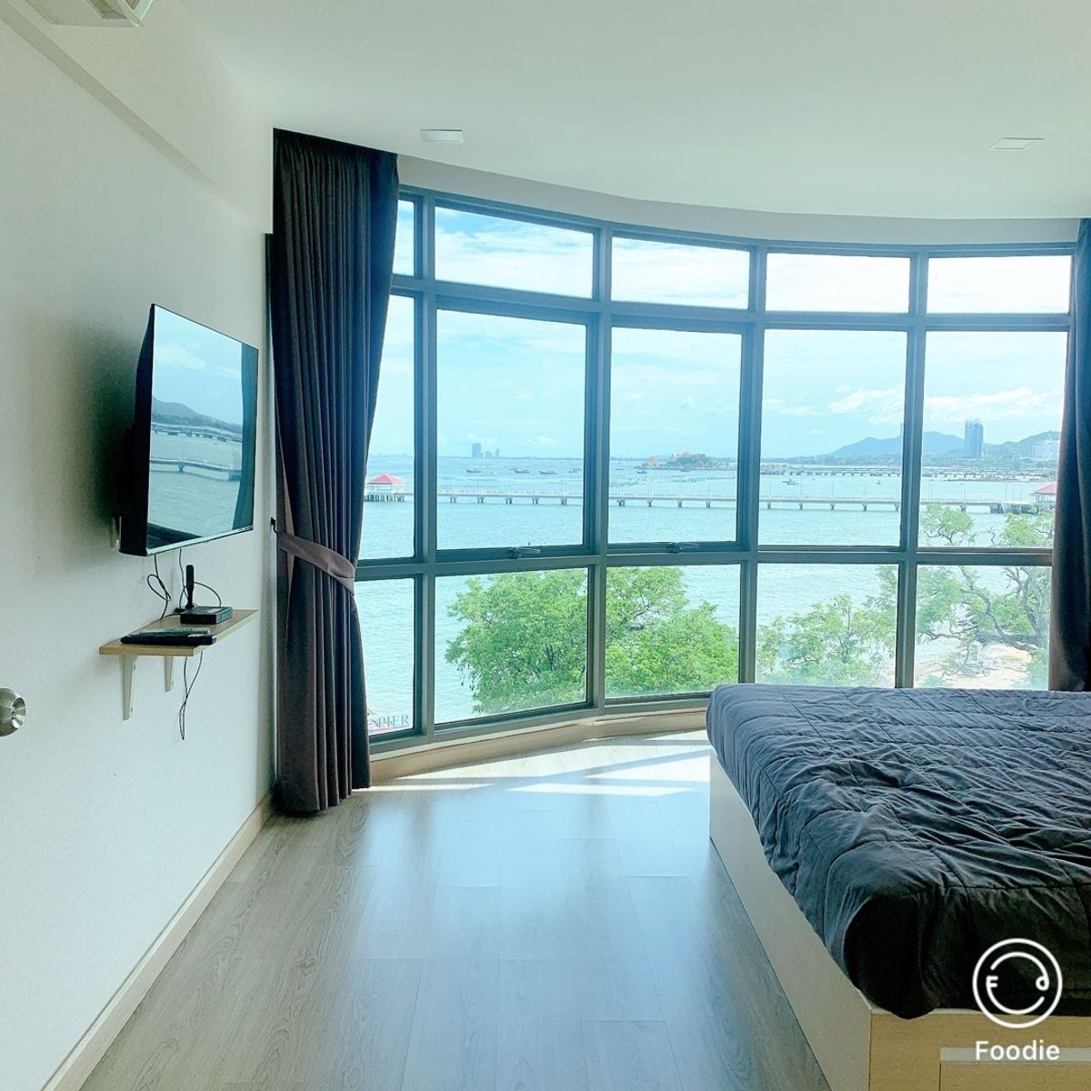 () Sell Sonrisa Sriracha Condominium. Beachfront Condominium!! Good Price!! Duplex room with Panorama view!! – รูปที่ 2