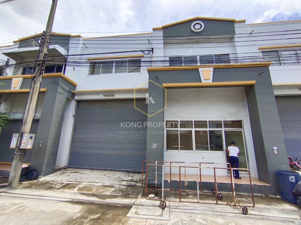 Warehouse for rent, Petchkasem area, Om Noi, Phutthamonthon Sai 4, Samut Sakhon
