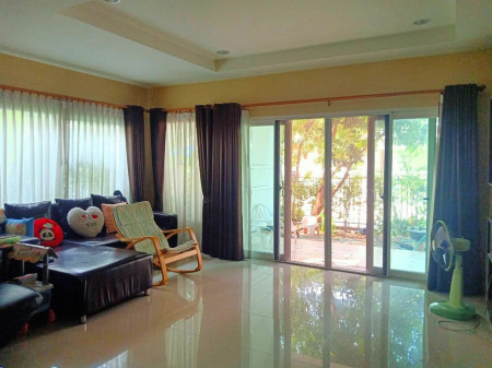 ขายบ้าน The Centro-รามอินทรา ติดทางด่วนกาญจนาภิเษก (ใกล้รถไฟฟ้าสีชมพู 1 กม.) 63.2 ตร.ว. 4 นอน 4 น้ำ 250 ตร.ม. ต่อเติมพิเศษรอบบ้าน – รูปที่ 2