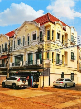 ขายถูก-ฟรีโอน ทาวน์โฮมยุโรป (ใกล้ ม.เกษตร 4.1 Km.) บิ้วท์อิน 4 ชั้น 23.9 ตร.ว. 224 ตร.ม. 4 นอน 4 น้ำ หลังมุม พร้อมเฟอร์ กว้างจอดรถได้ 5 คัน ขายถูก-ฟรีโอน ทาวน์โฮมยุโรป (ใกล้ ม.เกษตร 4.1 Km.) บิ้วท์อิน 4 ชั้น 23.9 ตร.ว. 224 ตร.ม. 4 นอน 4 น้ำ หลังมุม พร้อมเฟอร์ กว้างจอดรถได้ 5 คัน