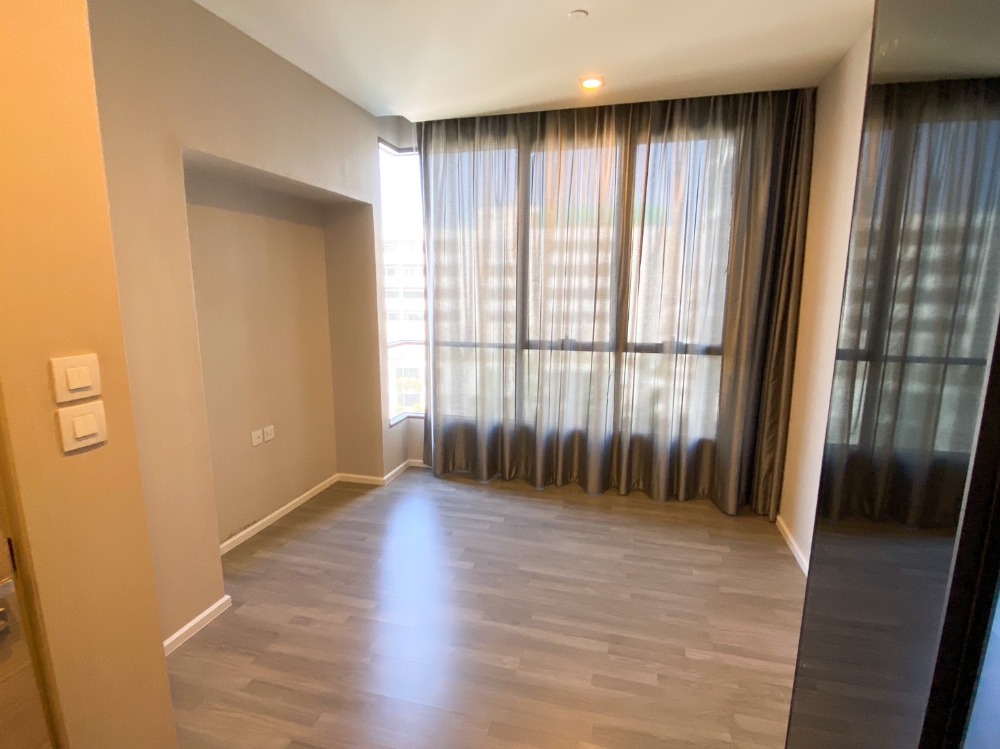 🔥 ขายด่วน!! คอนโด The Room Sathorn-St.Louis