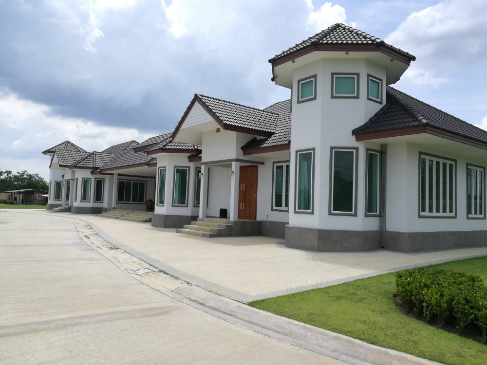 House for sale, 6 rai, Nakhon Pathom, Sam Kwai Phuak House for sale, 6 rai, Nakhon Pathom, Sam Kwai Phuak