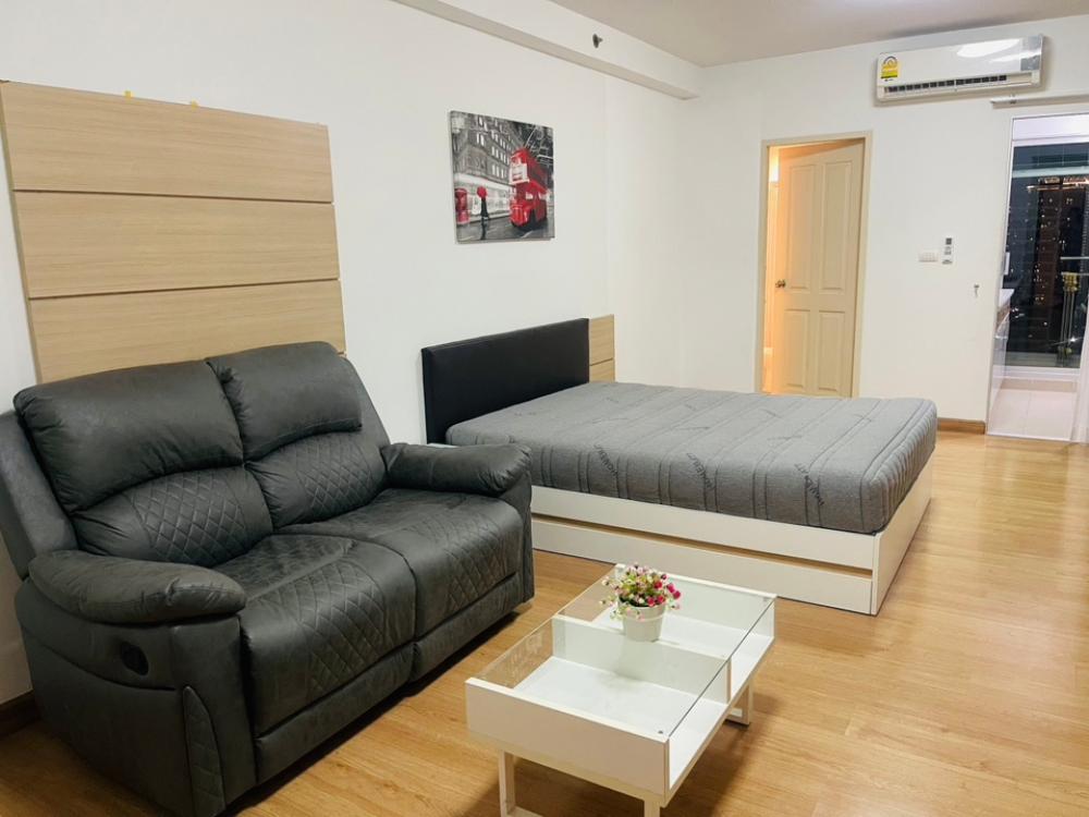 FOR RENT CONDOMINIUM SUPALAI PARK Ekkamai-ThongLor Level 27, View pool , Studio 35 SQ.M., Furniture Full option, Contact 087-321-1989