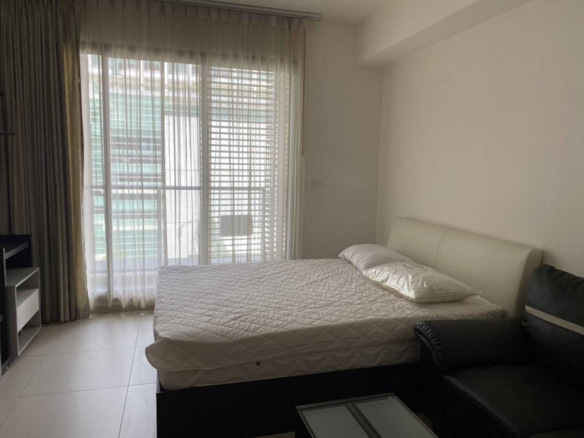 🔥 For Rent Ekkamai Condo The Lofts Ekkamai (The Loft Ekkamai) 1 Bed 28 sqm. Price 17,000 /month.