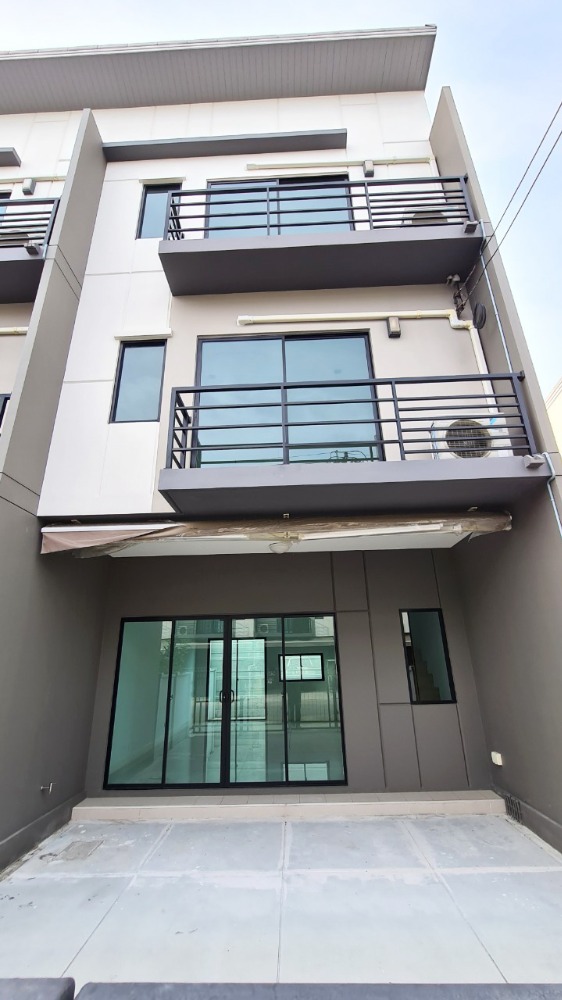 ขายบ้านกลางเมือง ปิ่นเกล้า จรัญ Townhome (หลังมุม) ใหม่มากๆ – รูปที่ 2