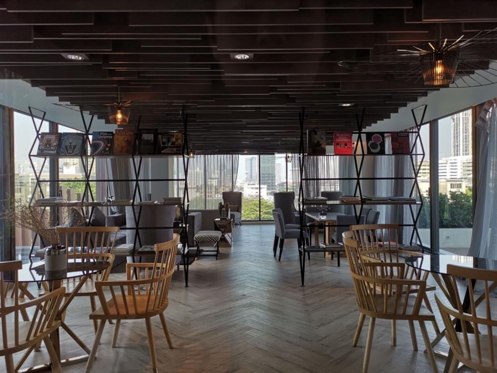 ขายพร้อมคนเช่า C เอกมัย 1-Bedroom ชั้นสระ – รูปที่ 2