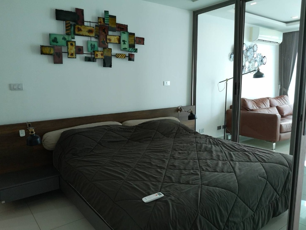 วงศ์อมาตย์ทาวเวอร์ คอนโดหรู 1 ห้องนอนวิวทะเล 47 ตรม 14,500 บาท ถูกที่สุดในตึก ห่างทะเลเพียง 50 เมตร – รูปที่ 2