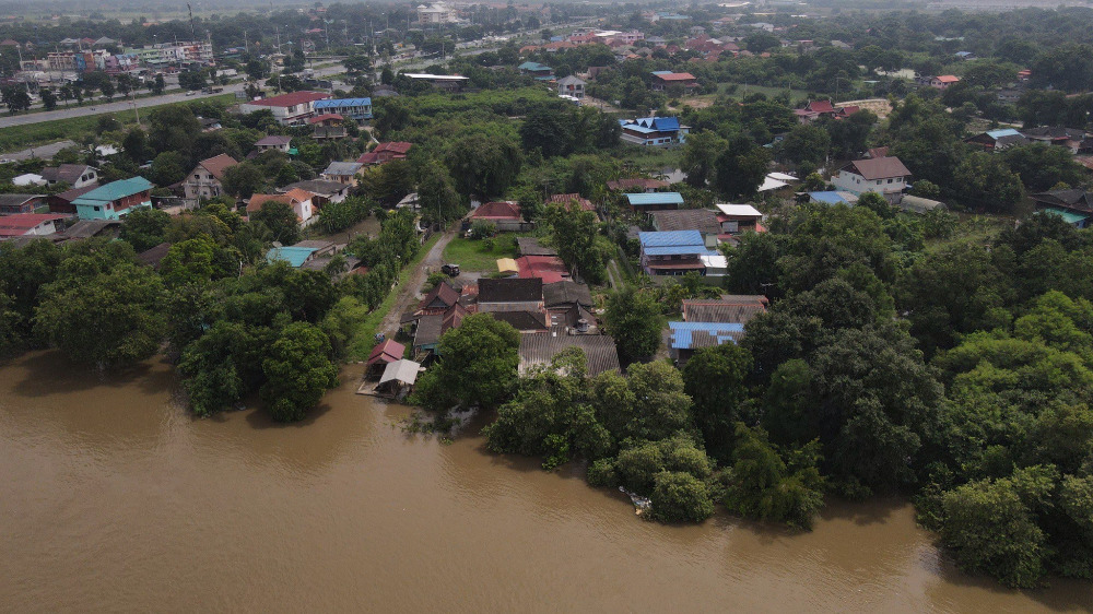 Land for sale by the river in front of the water, Pa Sak, width 26 meters, Nakhon Luang District, Phra Nakhon Si Ayutthaya, consisting of old houses more than 200 years old, waterfront buildings, piers, jet skis. – รูปที่ 4