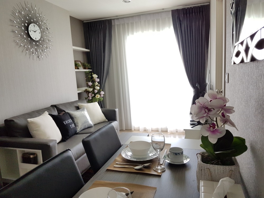 ! For rent, 1 bedroom, 31 sq m., Chewathai, opposite Siam University, near BTS Bang Wa, very beautiful room, fully furnished + electrical appliances ! For rent, 1 bedroom, 31 sq m., Chewathai, opposite Siam University, near BTS Bang Wa, very beautiful room, fully furnished + electrical appliances