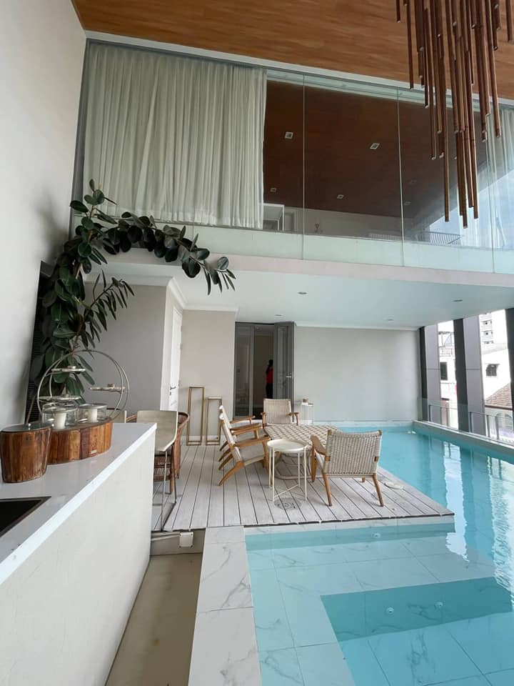 Rental / Selling : 749 Residence Super Luxury with Private Pool Rental / Selling : 749 Residence Super Luxury with Private Pool