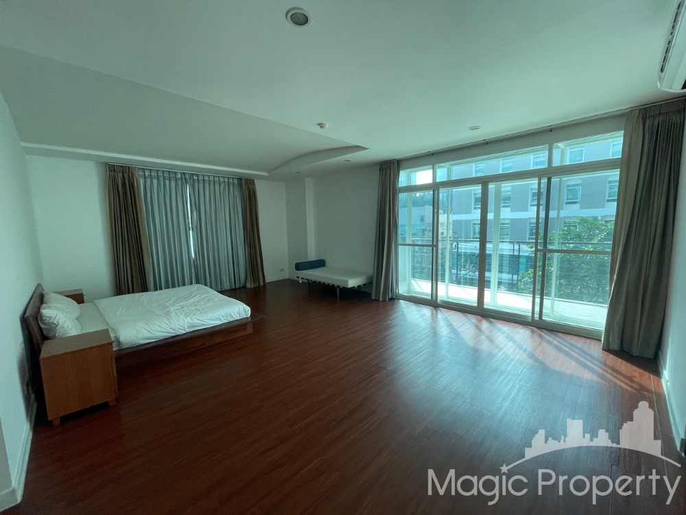 4 Bedrooms Apartment For Rent in The Verandah Sukhumvit 23, Khlong Toei, Nuea Watthana, Bangkok