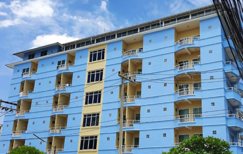 Selling cheap apartment Srinakarin Road, 7 floors, near the yellow line. Shopping malls, hospitals, expressways Selling cheap apartment Srinakarin Road, 7 floors, near the yellow line. Shopping malls, hospitals, expressways