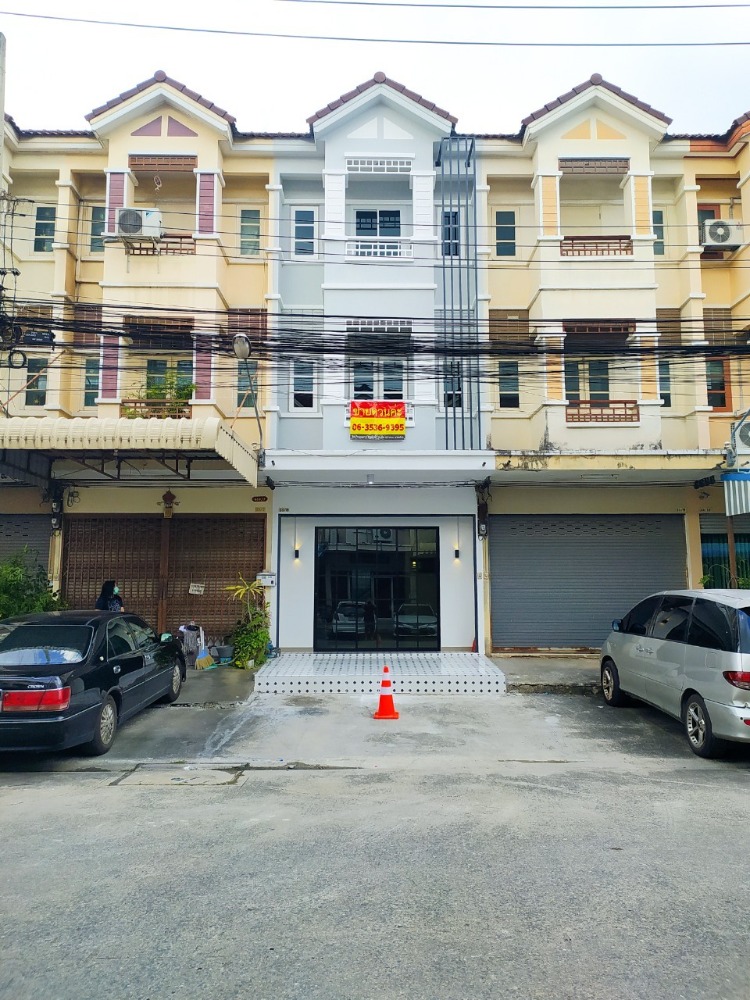 ขาย ตึก ทาวน์โฮม 3ชั้น สินทวี ท่าข้าม2 ผ่อนเบาๆ บ้านสวย ไม่มีติดผู้เช่า ขาย ตึก ทาวน์โฮม 3ชั้น สินทวี ท่าข้าม2 ผ่อนเบาๆ บ้านสวย ไม่มีติดผู้เช่า
