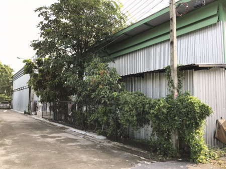 ขายโกดัง-พร้อมสำนักงาน #5 ชั้น เลียบด่วนเอกมัย-รามอินทรา (ติด Central EastVille) 314 ตร.ว. พื้นที่ใช้สอยอาคาร 1400 ตร.ม. จอดรถถึง 15 คัน – รูปที่ 2