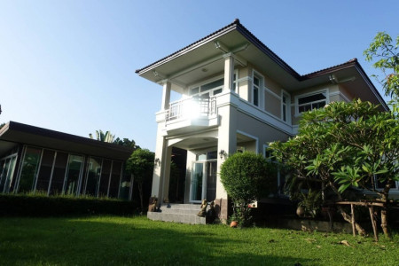 ขาย บ้านลำลูกกา วิวสนามกอล์ฟ-ในโครงการธัญธานี โฮมออนกรีน (ใกล้ Motorway) 222 ตร.ว. 400 ตร.ม. 5 นอน 5 น้ำ ## บรรยากาศร่มรื่น เห็นสนามกอล์ฟ ขาย บ้านลำลูกกา วิวสนามกอล์ฟ-ในโครงการธัญธานี โฮมออนกรีน (ใกล้ Motorway) 222 ตร.ว. 400 ตร.ม. 5 นอน 5 น้ำ ## บรรยากาศร่มรื่น เห็นสนามกอล์ฟ