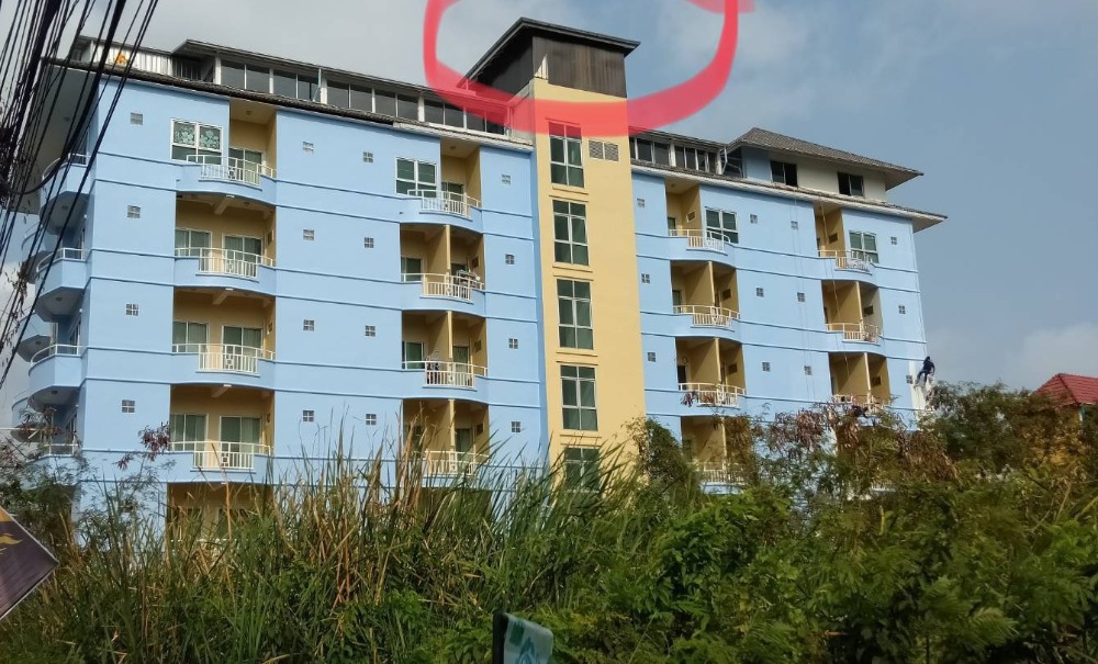 Selling cheap apartment Srinakarin Road, 7 floors, near the yellow line. Selling cheap apartment Srinakarin Road, 7 floors, near the yellow line.
