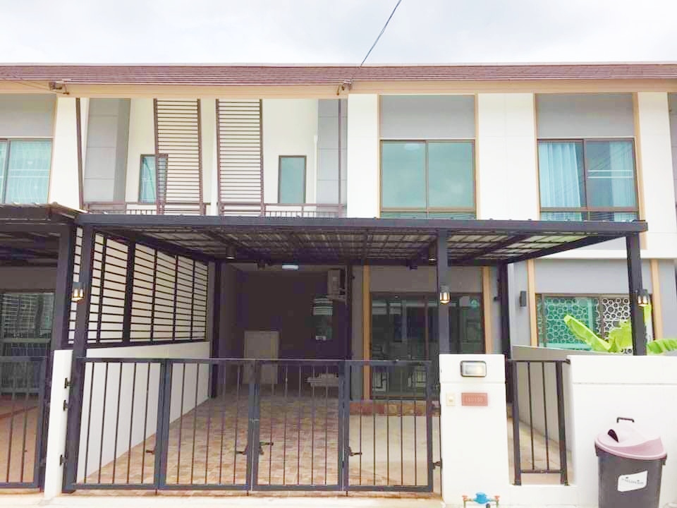 Townhome for sale Pruksa Prime Ramintra-Kubon 105 sq m 20 sq wa, new condition, never lived, near the Pink Line BTS