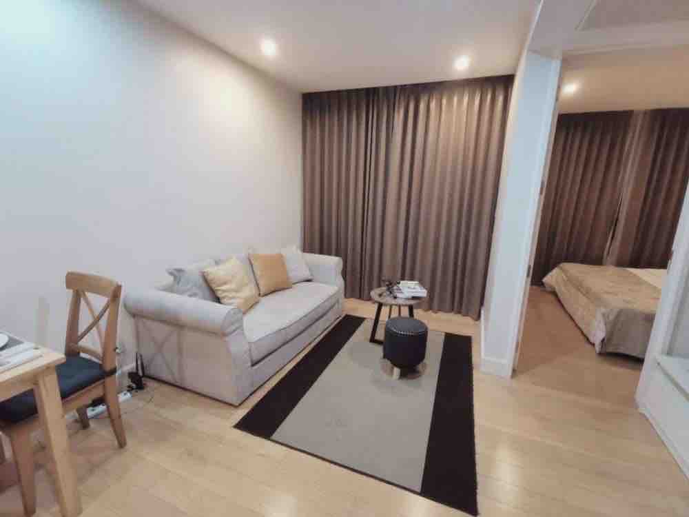 for rent Collezio sathorn 1 bed nice room for rent Collezio sathorn 1 bed nice room