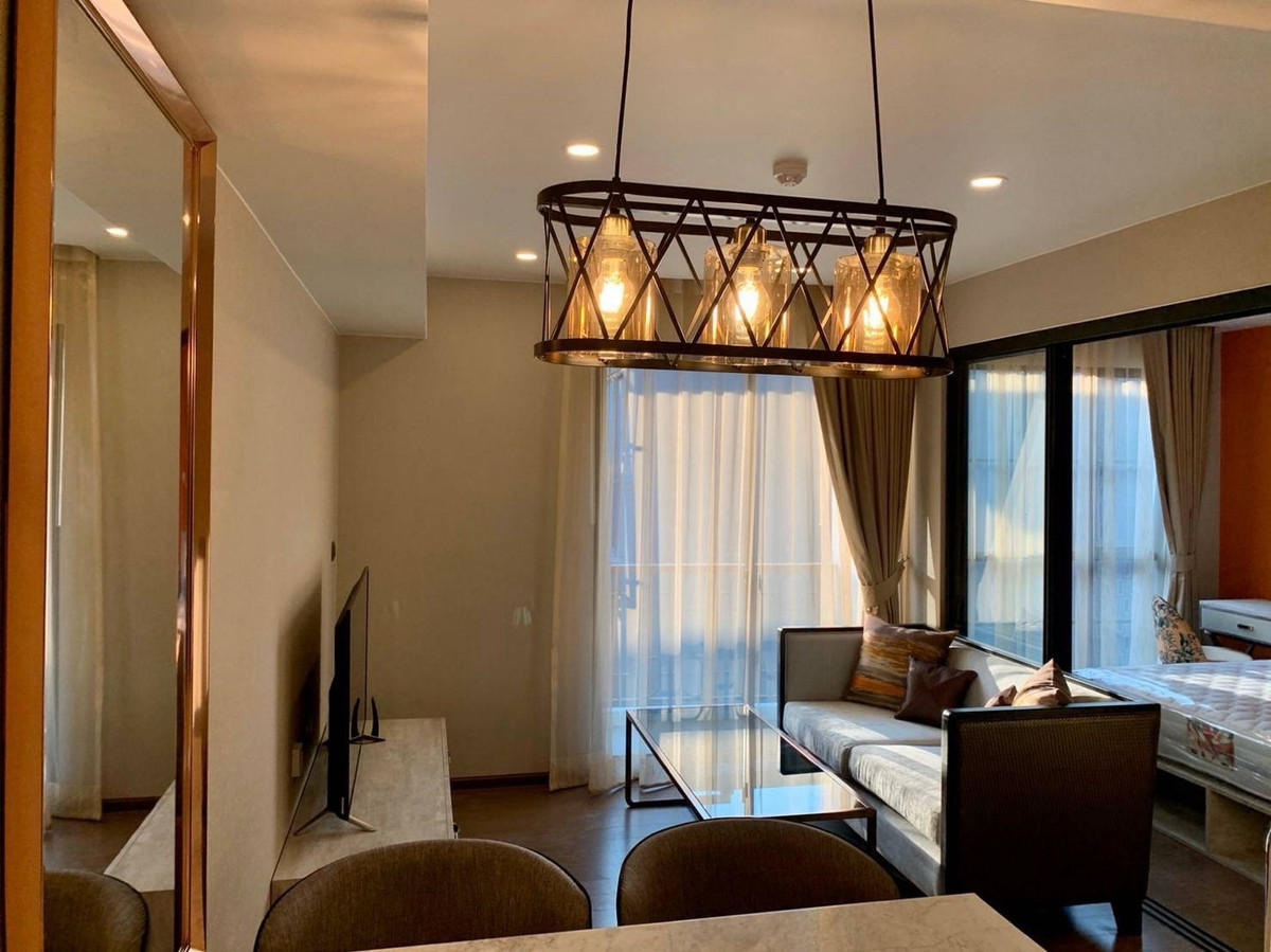 ✨ คอนโดให้เช่า ใจกลางหลังสวน | เดินถึง BTS ชิดลม | ใกล้โรงเรียนมาแตร์เดอี

Na Vara Residence Langsuan
 – รูปที่ 3