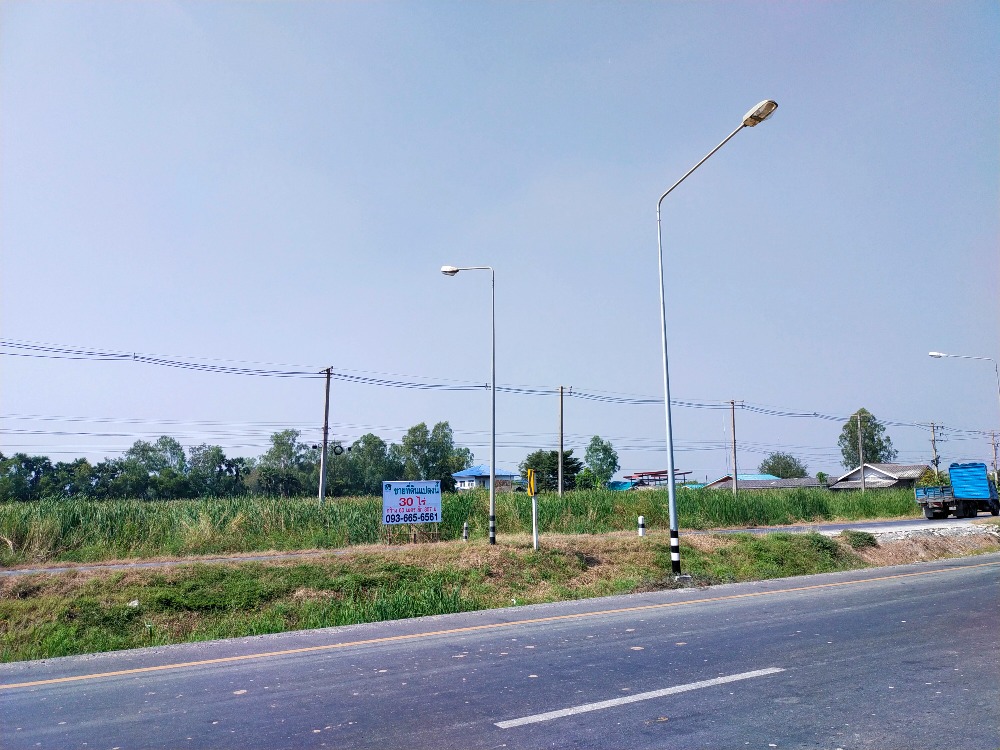 Land for sale in Ayutthaya, Wang Noi, next to Thanyaburi Road, 39 rai 80 sq wa., near Phaholyothin Road, inbound, suitable for building a housing project, warehouse – รูปที่ 4