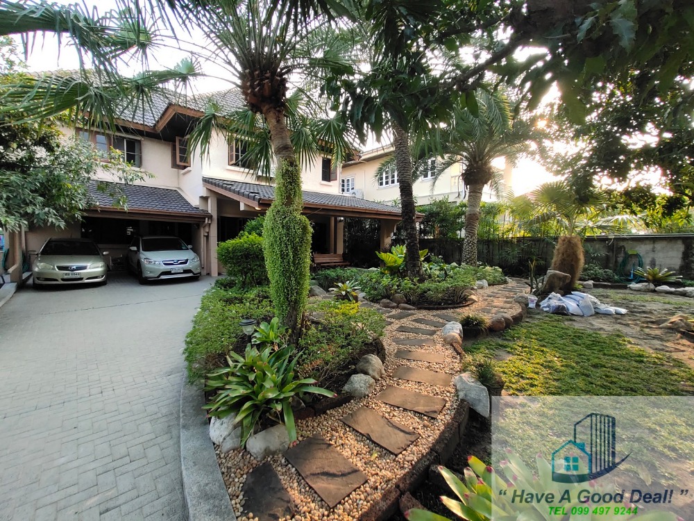 House 168 sq wa, Golden Place Village, Soi Watcharaphon 1/4