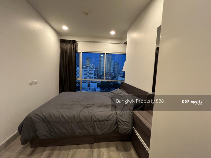 for rent Centric sathorn st louis 1 bed special deal!! for rent Centric sathorn st louis 1 bed special deal!!