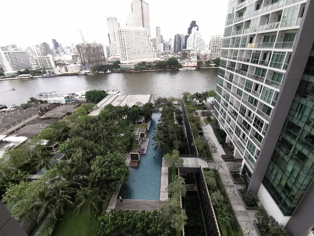 The River 2bed 109sqm. 25,700,000 facing east corner unit!! Am: 0656199198