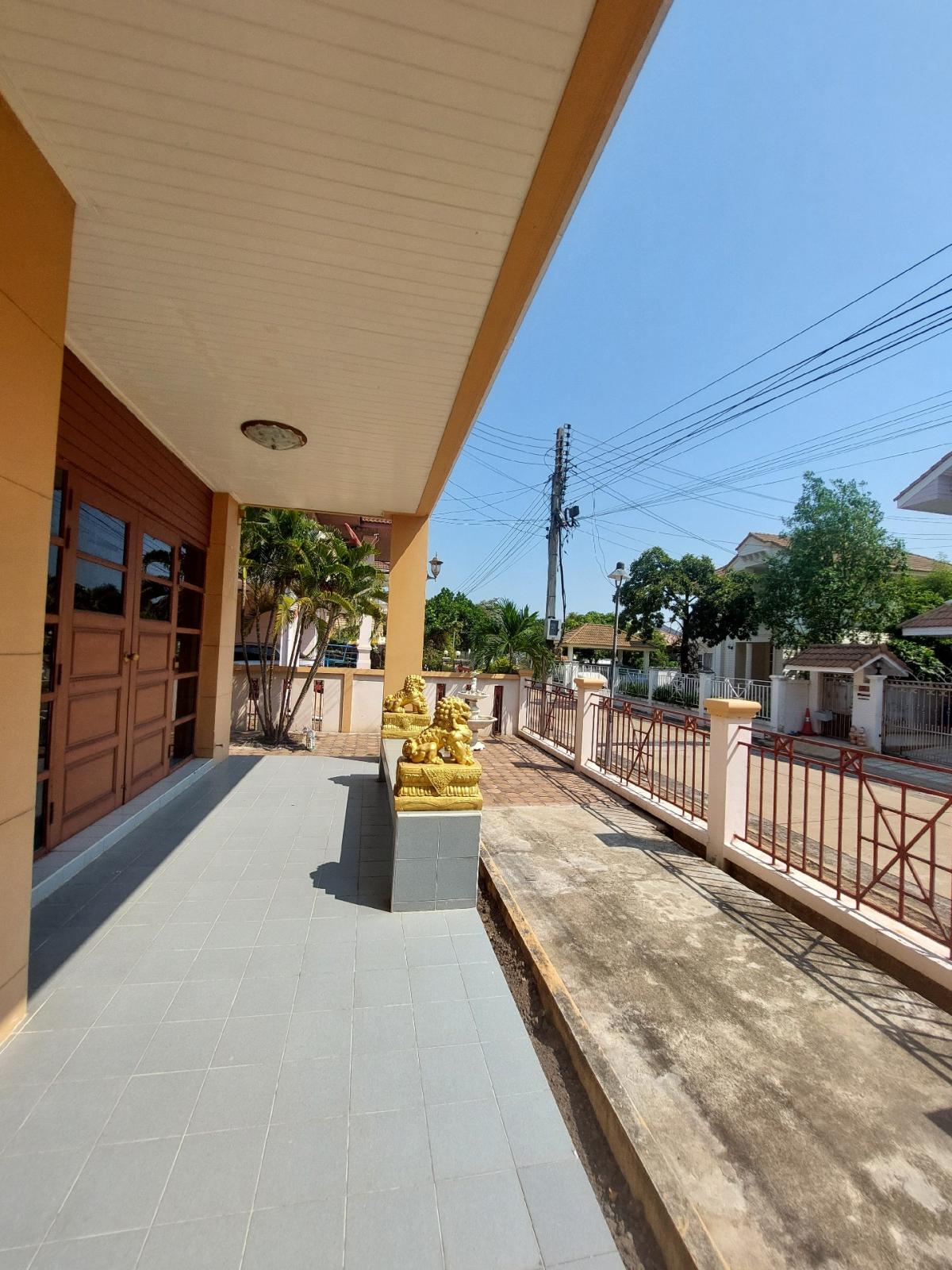 ให้เช่า บ้านเดี่ยว2ชั้น 72ตรว. อยู่ถนนกาญจนาภิเษก อยู่ฝั่งเดียวกับเซ็นทรัลเวสเกต ใกล้บางใหญ่ – รูปที่ 2