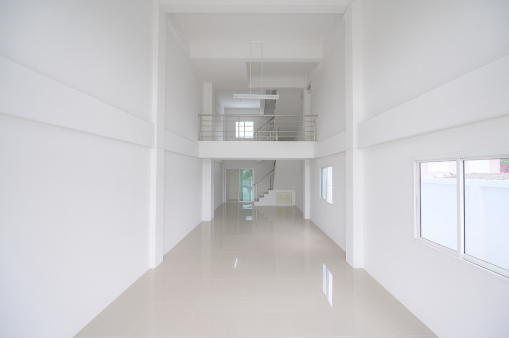 For inquiries, call 095-645-6942 THEE Home Pathumthani Klong 5, new home office, 3.5 floors, 168 square meters, 2 bedrooms, 3 bathrooms, near the dark green BTS, Khu Khot Station. – รูปที่ 4