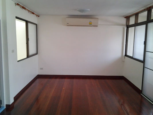 ขายหรือให้เช่าทาวเฮาส์2ชั้น ลาดพร้าวซอย5 48 ตรว เช่า33000บาท – รูปที่ 3