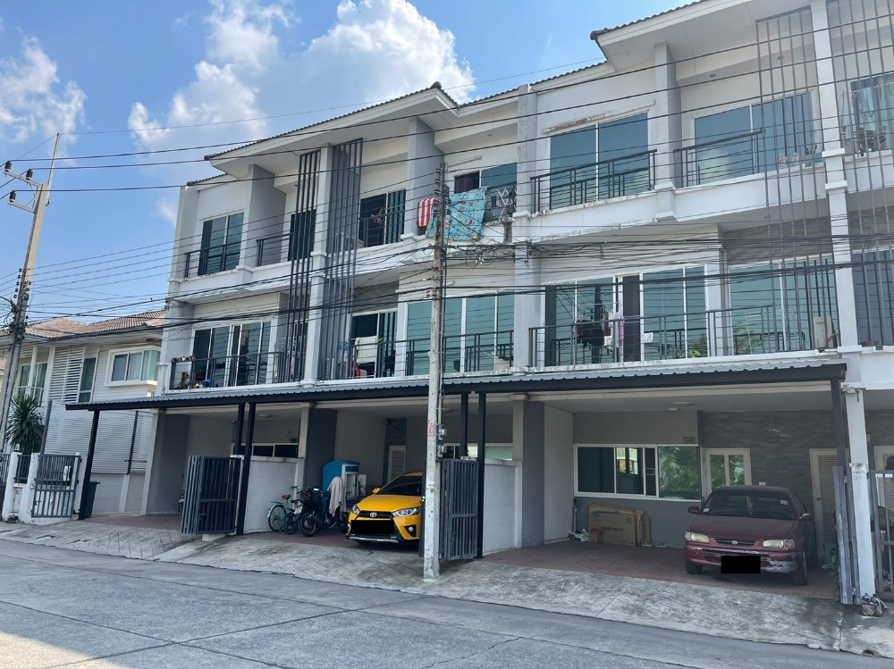 Townhome dormitory for sale, Bunyakorn Village 1...near Rajamangala University, Thanyaburi, only 2.5 km.‼️ Townhome dormitory for sale, Bunyakorn Village 1...near Rajamangala University, Thanyaburi, only 2.5 km.‼️