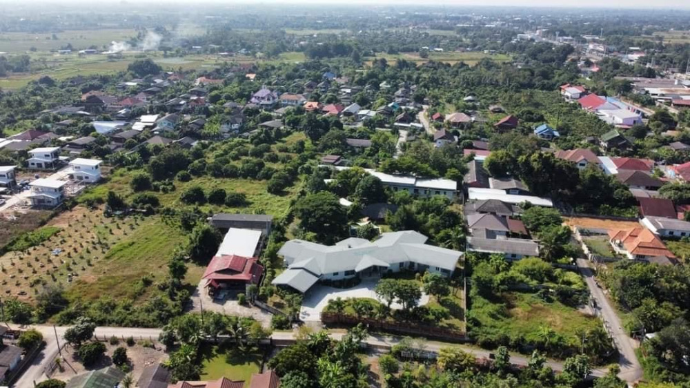 Luxury residences pool villa(Club house) full functionality and well organise. 3816 Sqms land plot size.