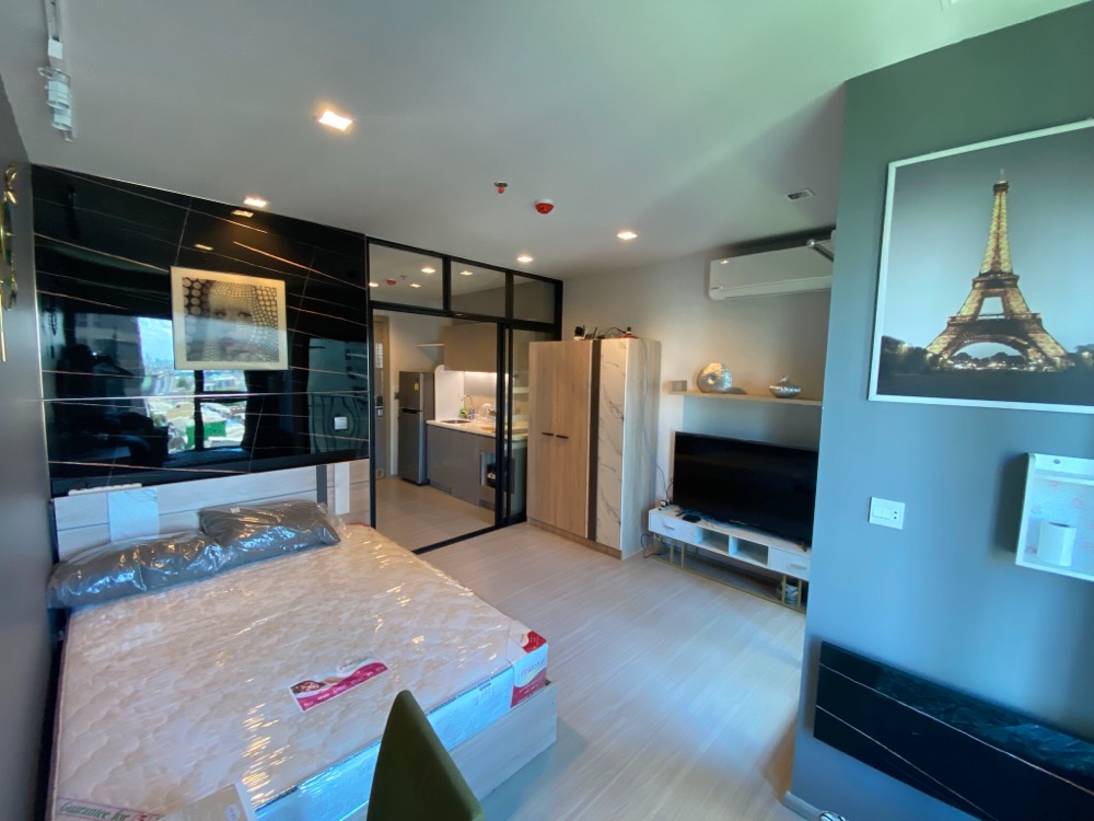 ✨ Life Asoke-Rama9 Studio room with full furnished ✨ Life Asoke-Rama9 Studio room with full furnished