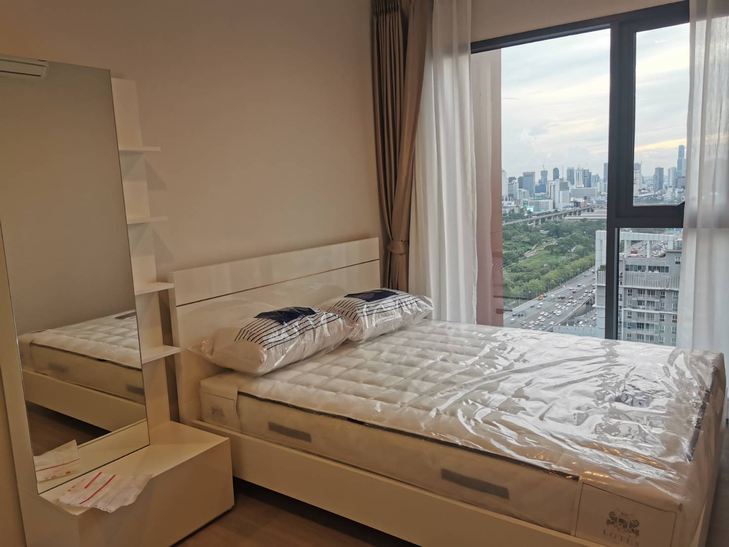 🌿 Life Asoke Hype 🌿 ห้องสวยน่าอยู่ 🛏 2 ห้องนอน 48 ตร.ม ราคาต่อรองได้!!! - ติด MRT พระราม9 – รูปที่ 2
