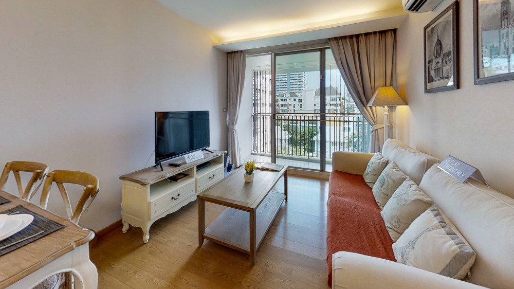 2BR @ Via 31 by Nestcovery Realty 2BR @ Via 31 by Nestcovery Realty