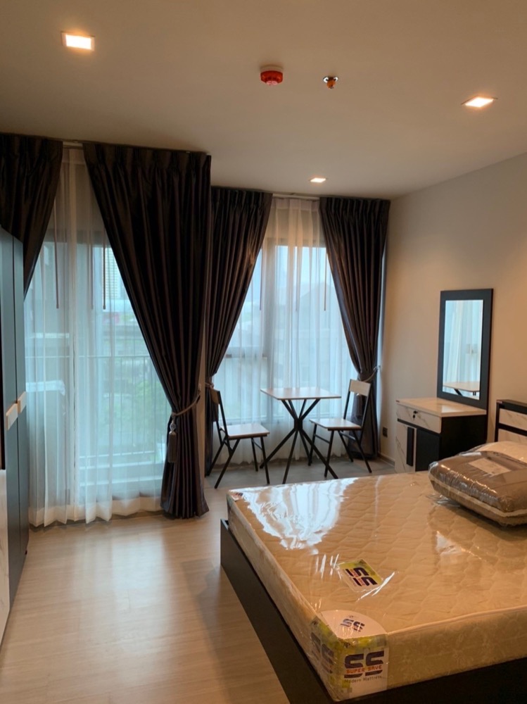 for rent Life asoke rama9 super deal ! the