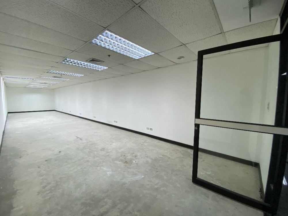 ขายพื้นที่สำนักงาน อาคารอาคาร จูเวลเลอรี่ เซ็นเตอร์ Jewellery Center Building ถนนนเรศ