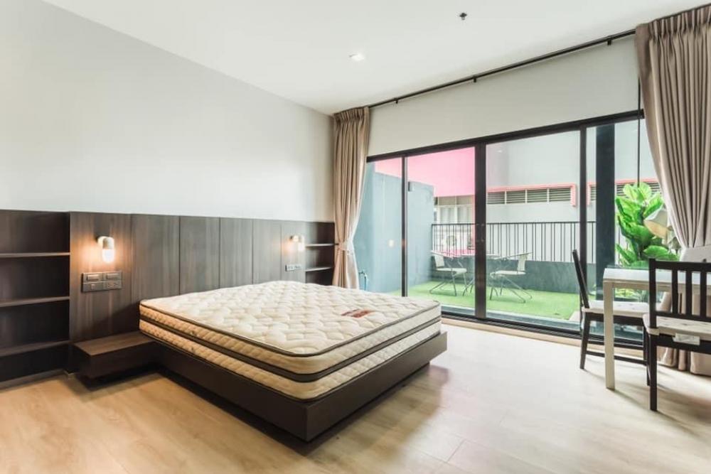 For Rent: NOBLE REVEAL EKKAMAIUrgent Sale: NOBLE REVEAL EKKAMAINear Donki Mall Thonglor, BTS EkkamaiFew steps to DONKI Mall Thonglor-Ekkamai, BTS Eakamai, Thonglor Room 36/9