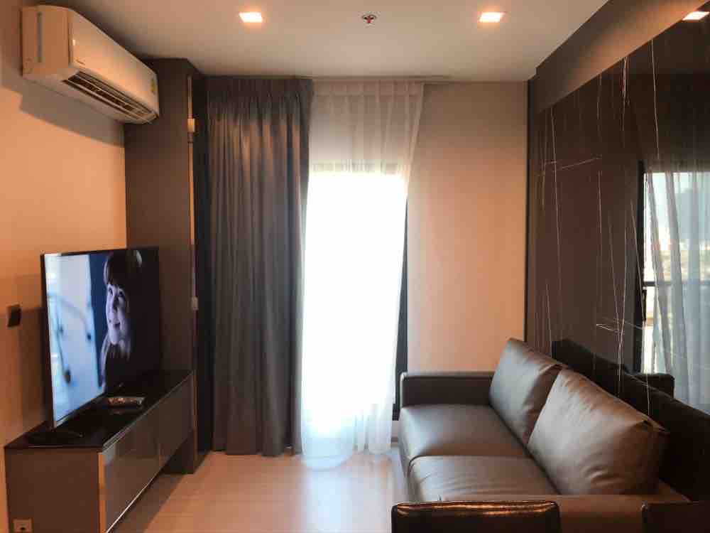 for rent Life sukhumvit 62 2 bed super deal !! for rent Life sukhumvit 62 2 bed super deal !!