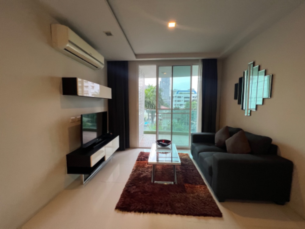 For rent Beverly 33 1 bed super deal !! 💫💫