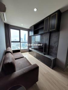Urgent for sale Ideo Q chula samyan 2 bedrooms 2 bathrooms (Built in room) contact 065-464-9497