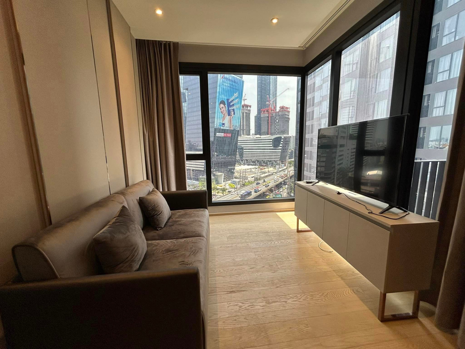 🌿Ashton Asoke-Rama9 🌿ห้องสวย วิวดี ตกแต่งน่าอยู่ 🛏 1 ห้องนอน - 42.75 ตร.ม. ใกล้ MRT พระราม 9 – รูปที่ 2