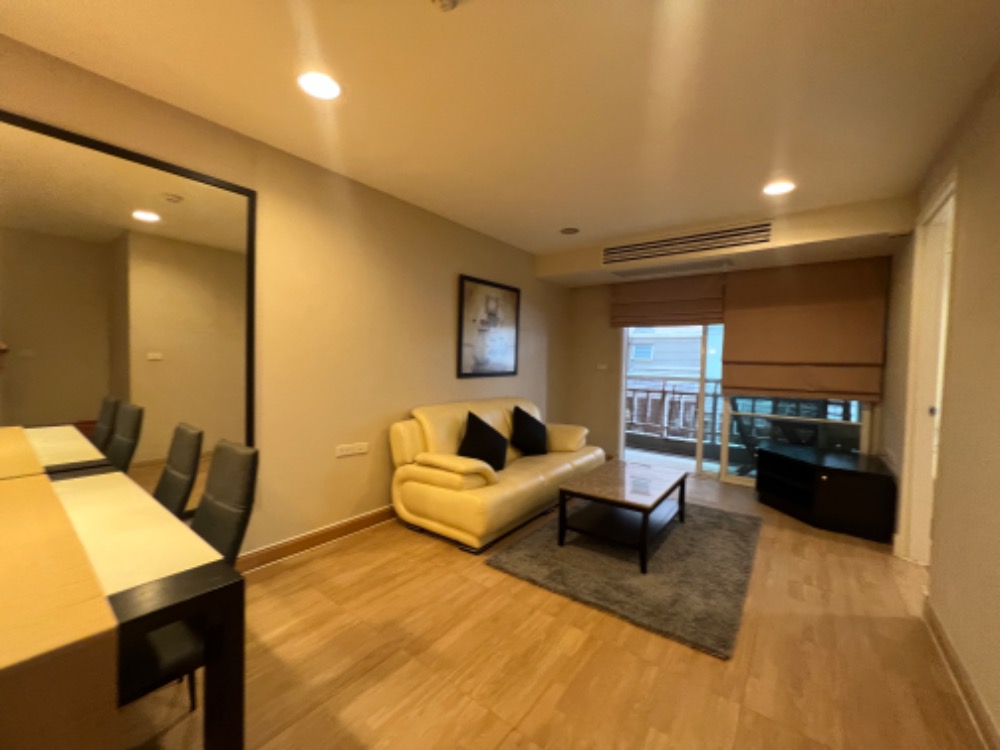 for rent the Bangkok narathiwas 2 bed super deal !!
