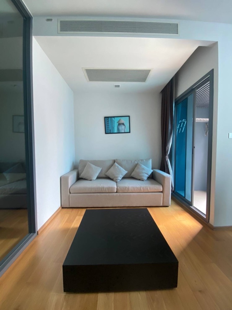 for rent Hyde 13 1 bed special deal ! the