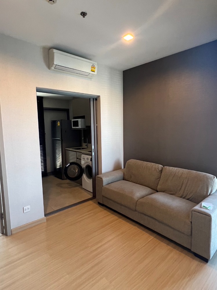 Condo for SALE (sold with tenant) Whizdom Connect, high floor 20+, High Rise Condo near BTS @4.89 MB