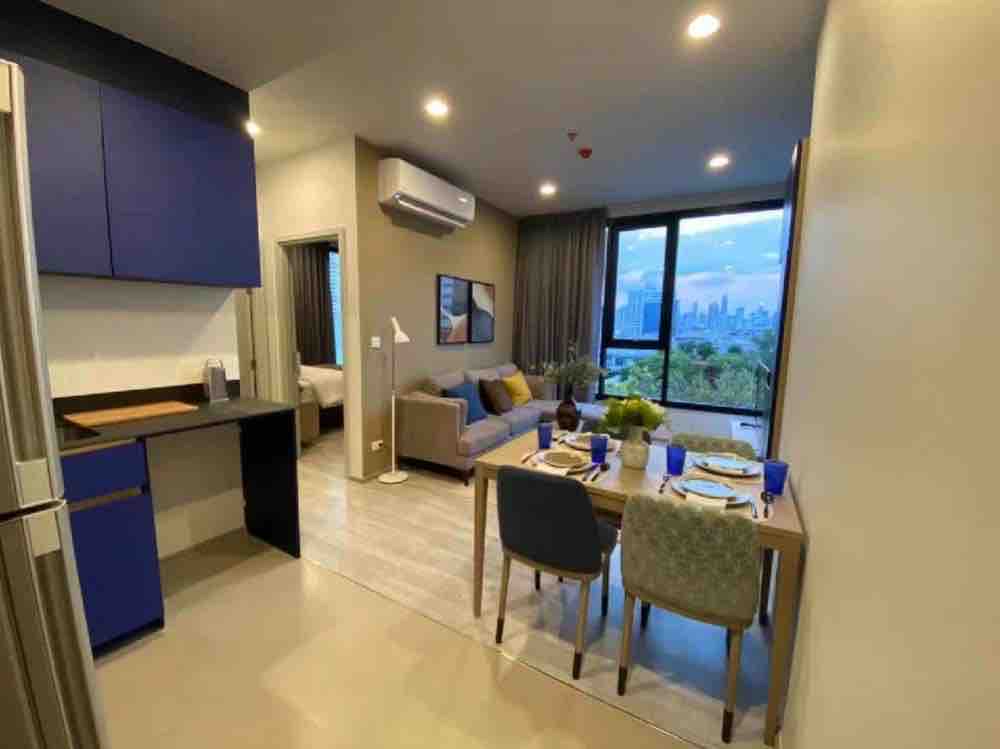 for rent XT ekkamai 2 bed nice room !!