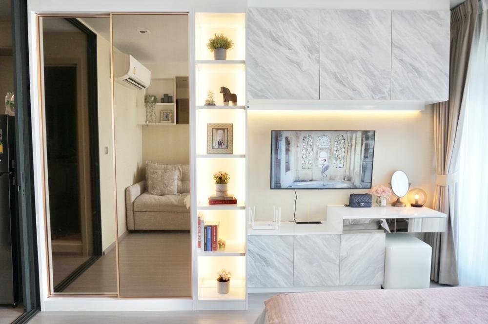 ห้องไลฟ์ลาดพร้าว ห้องสวย สตูดิโอ 1 ห้องนอน 1 ห้องน้ำ ให้เช่า อาคาร A ชั้น 29 วิวสวนจตุจักร ห้องสวย น่ารักมากๆ ค่ะ